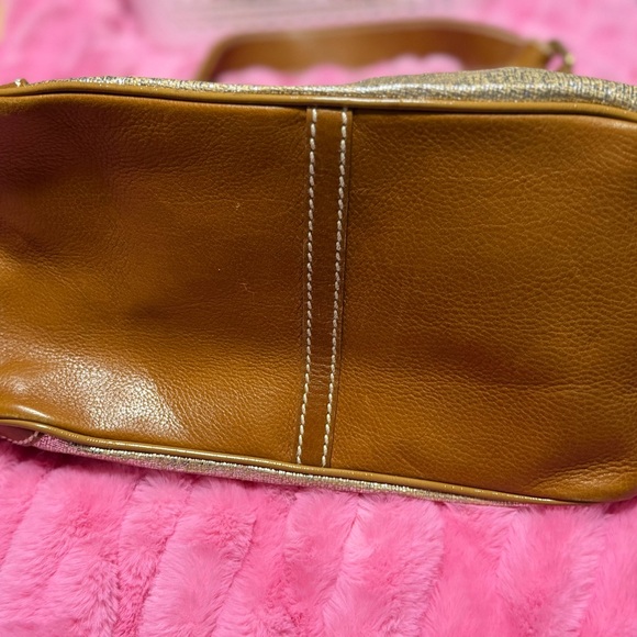 Marc Jacobs Bucket Bag - Picture 3 of 4